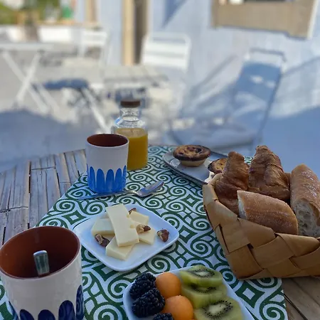 Bed & Breakfast Monte Do Luar