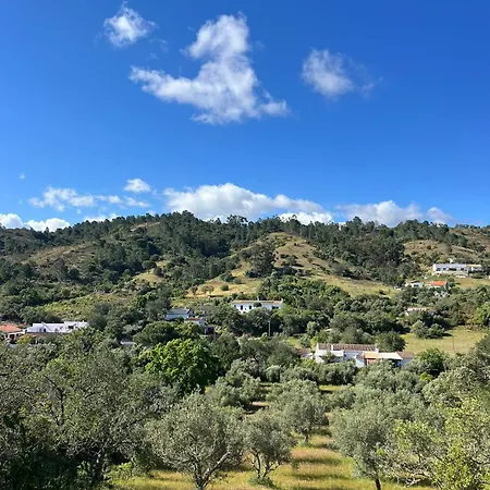 Monte Do Luar Bed & Breakfast